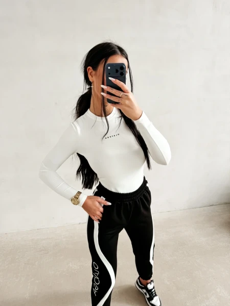 Bluzka damska OLAVOGA FERON 2026 ecru - maWer Fashion
