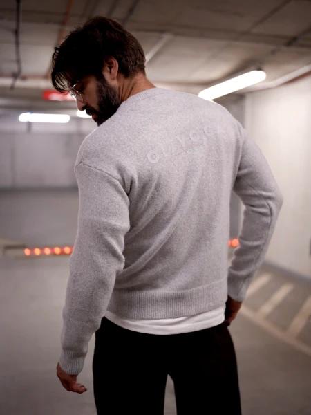Sweter męski OLAVOGA CAIRO 2026 szary- mawershop
